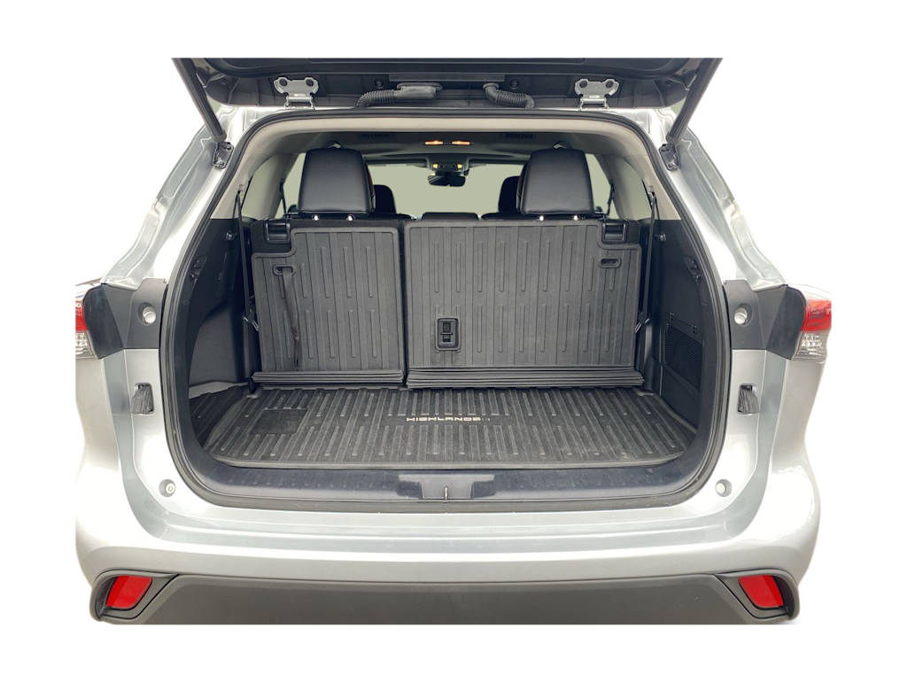 Thumbnail: 2020 Toyota Highlander - 14