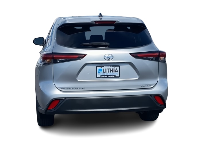 2024 Toyota Highlander LE - Photo 18