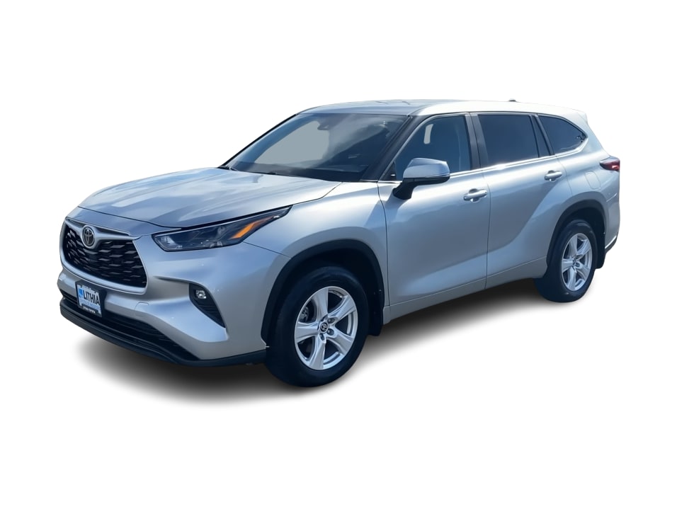 2024 Toyota Highlander LE - Photo 16