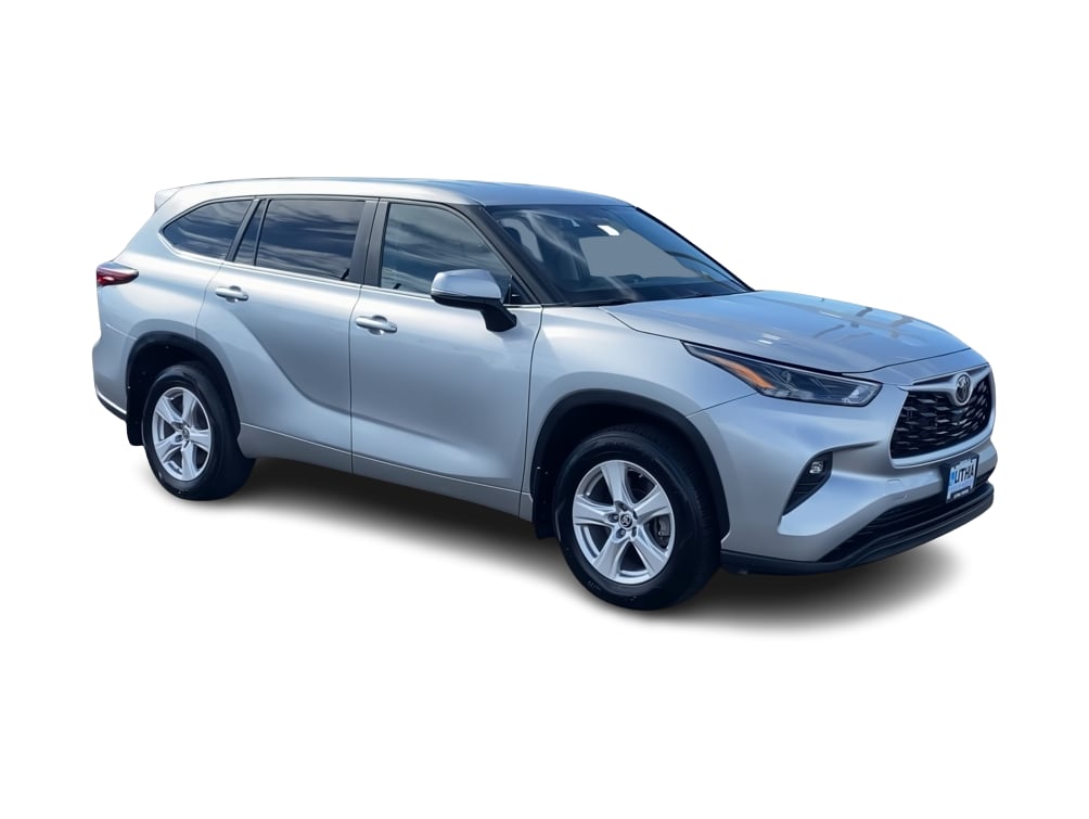 2024 Toyota Highlander LE - Photo 15