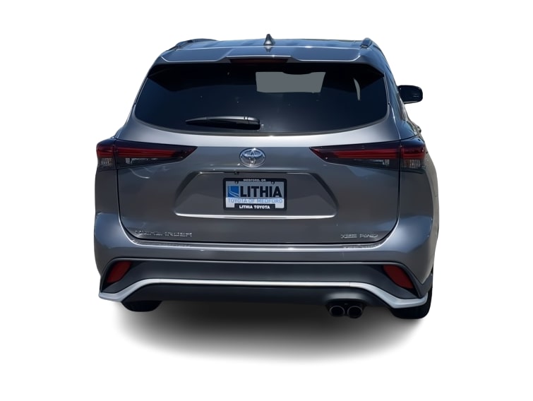 Thumbnail: 2026 Toyota Highlander - 18