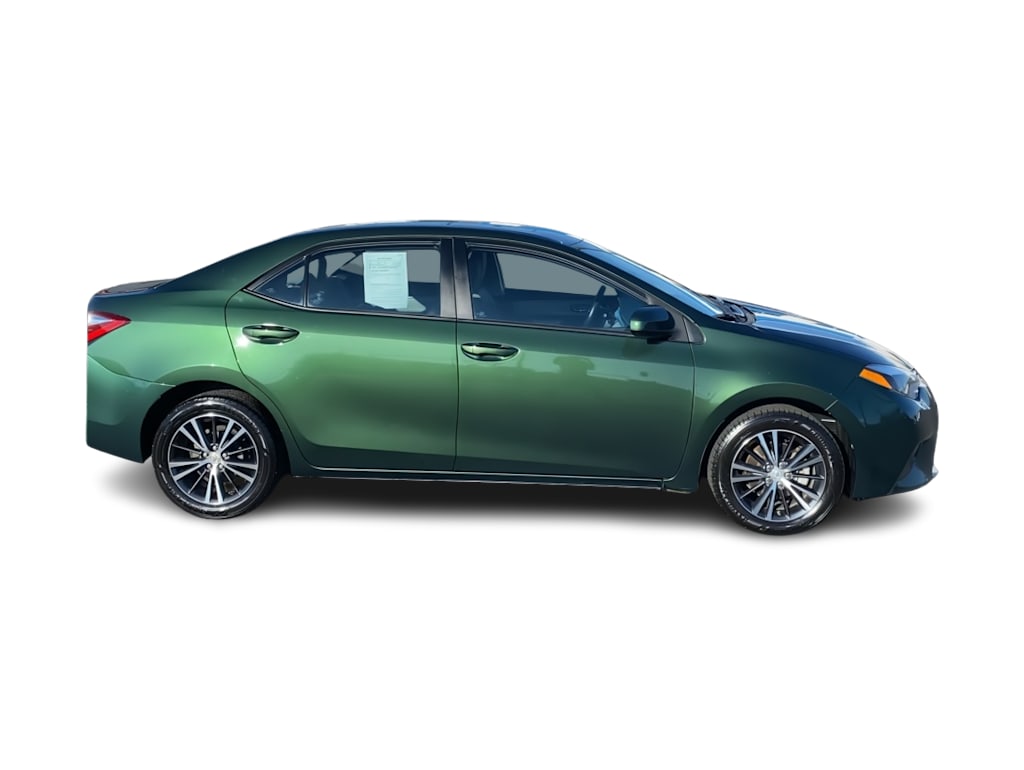 Thumbnail: 2016 Toyota Corolla - 18