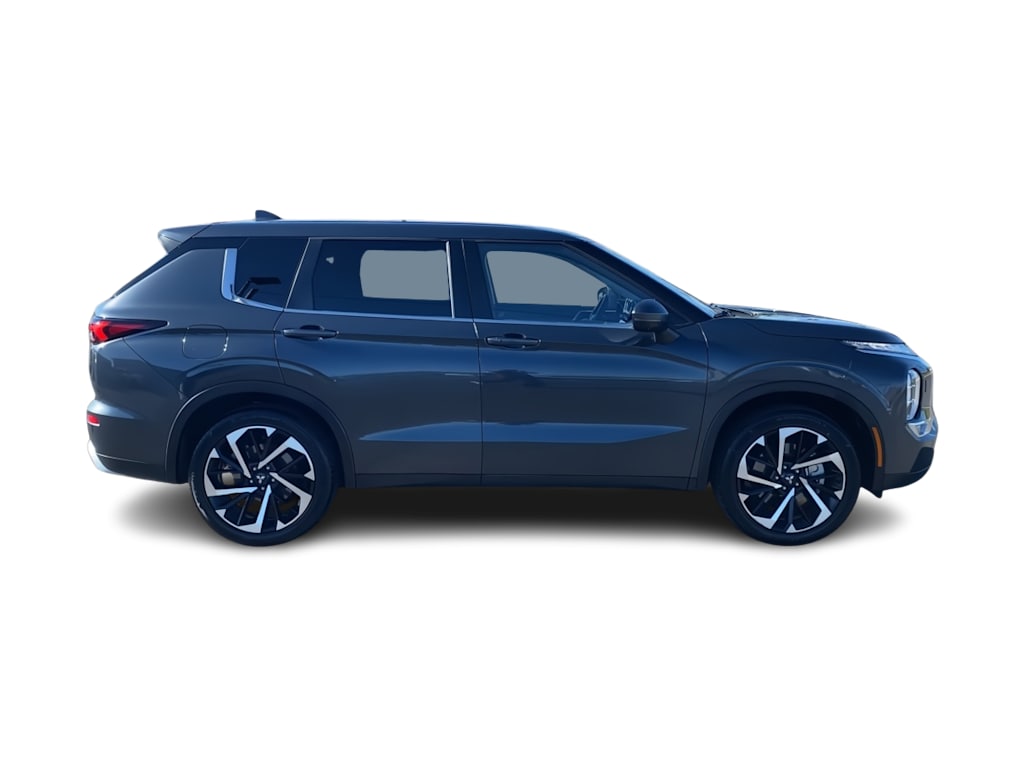 Thumbnail: 2024 Mitsubishi Outlander - 19