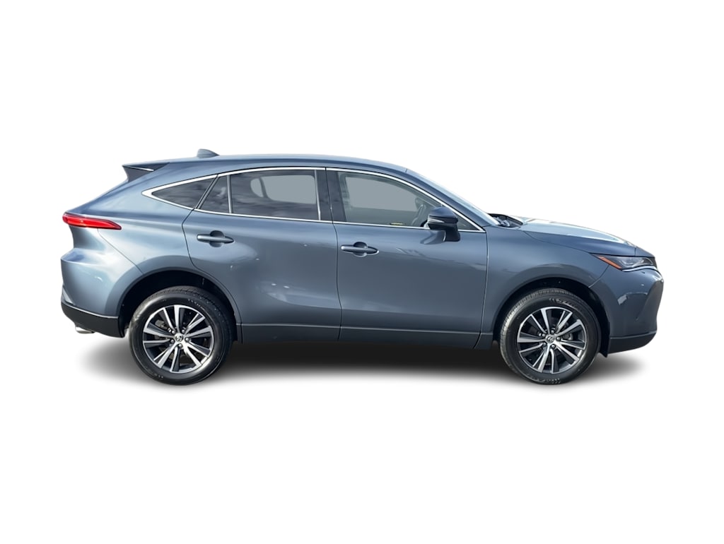 Thumbnail: 2022 Toyota Venza - 19