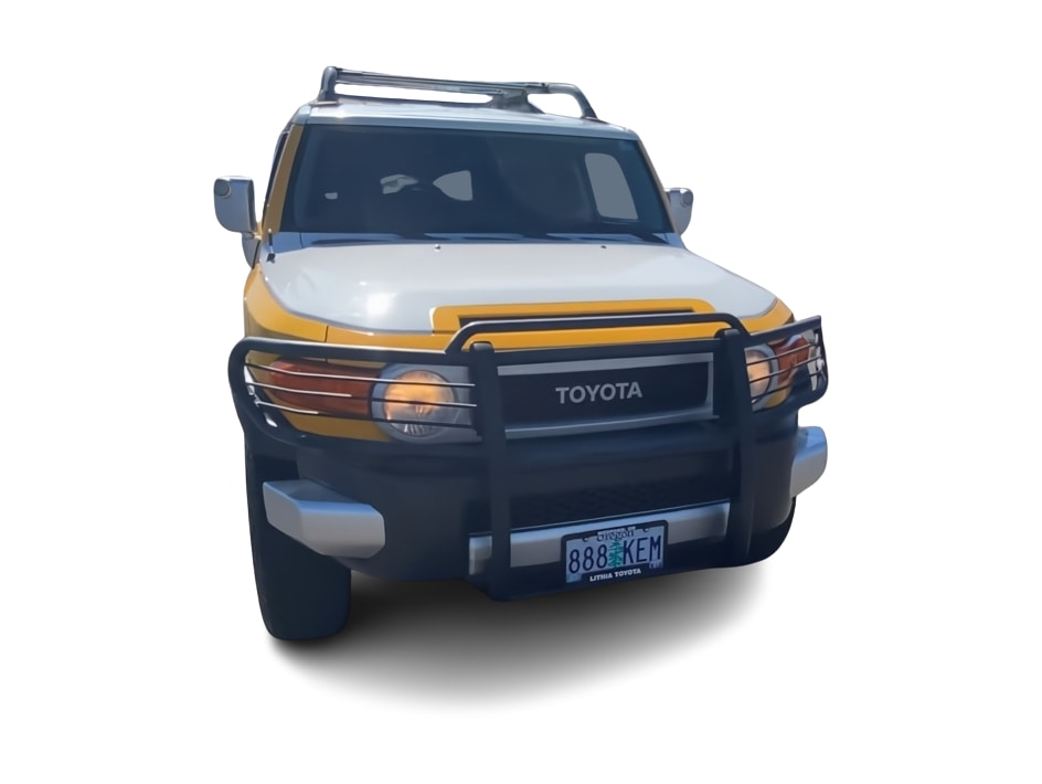 Thumbnail: 2010 Toyota FJ Cruiser - 5