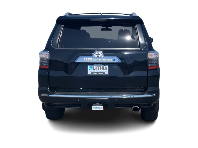 Thumbnail: 2018 Toyota 4Runner - 18