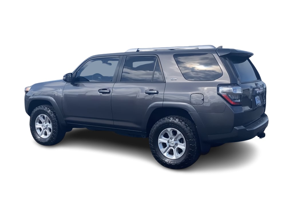 Thumbnail: 2014 Toyota 4Runner - 17