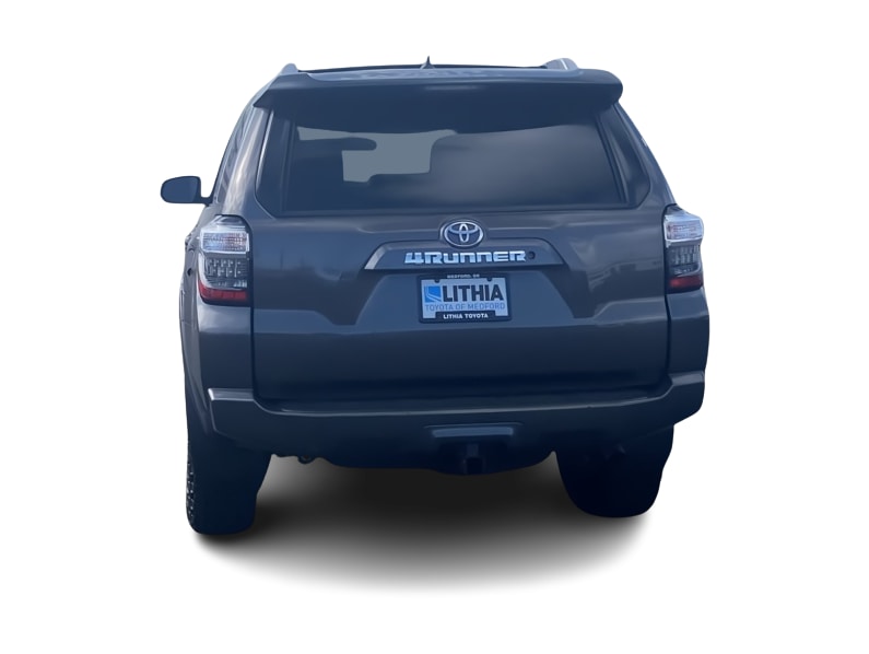 Thumbnail: 2014 Toyota 4Runner - 18