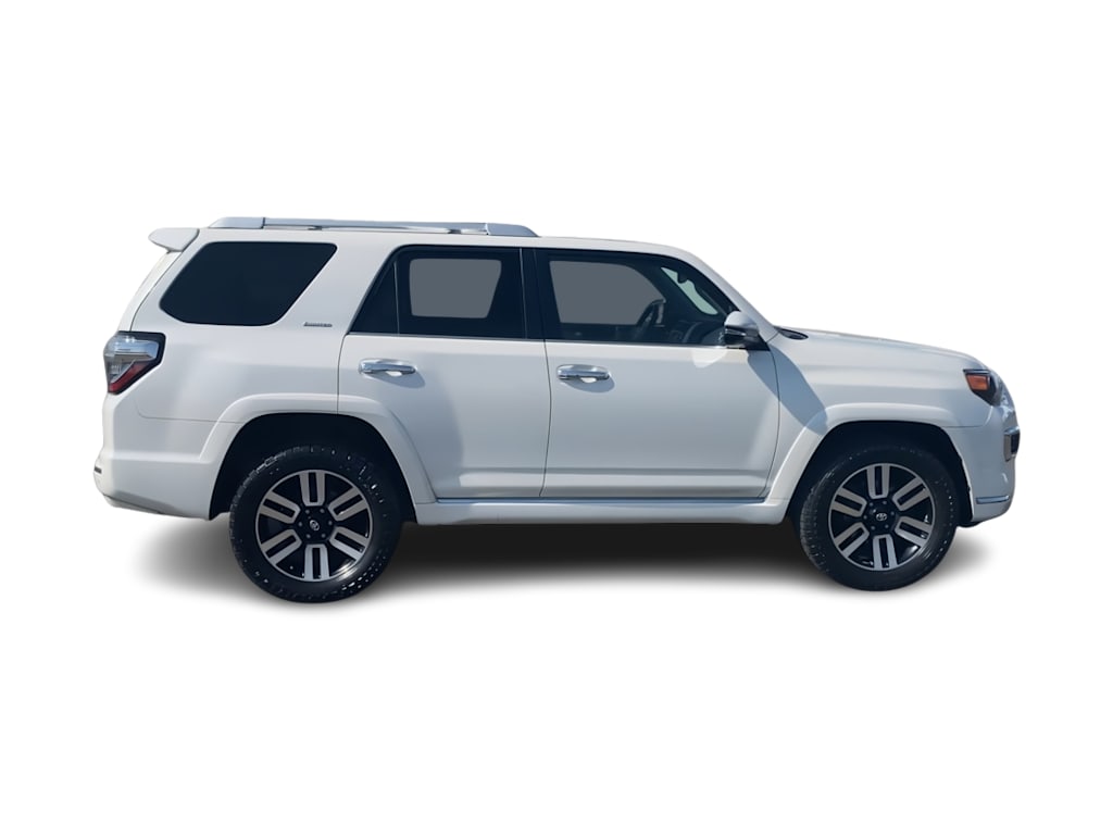Thumbnail: 2017 Toyota 4Runner - 19