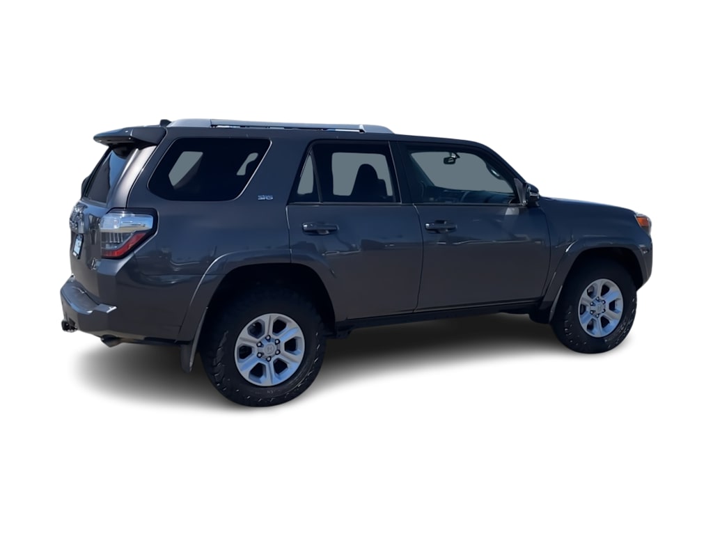 Thumbnail: 2018 Toyota 4Runner - 16