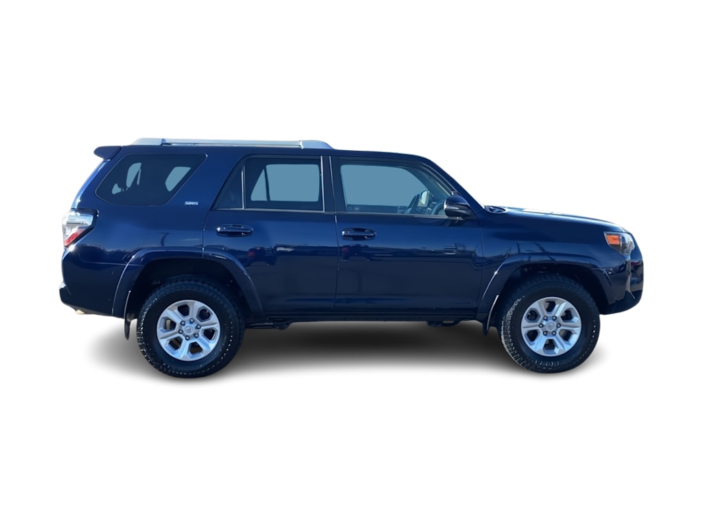 Thumbnail: 2016 Toyota 4Runner - 19