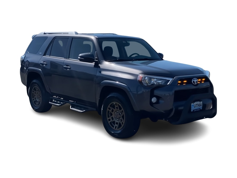 Thumbnail: 2018 Toyota 4Runner - 16