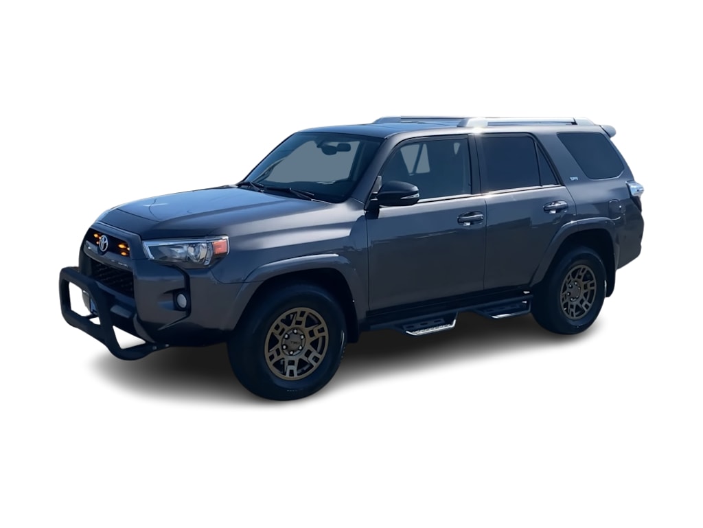 Thumbnail: 2018 Toyota 4Runner - 17