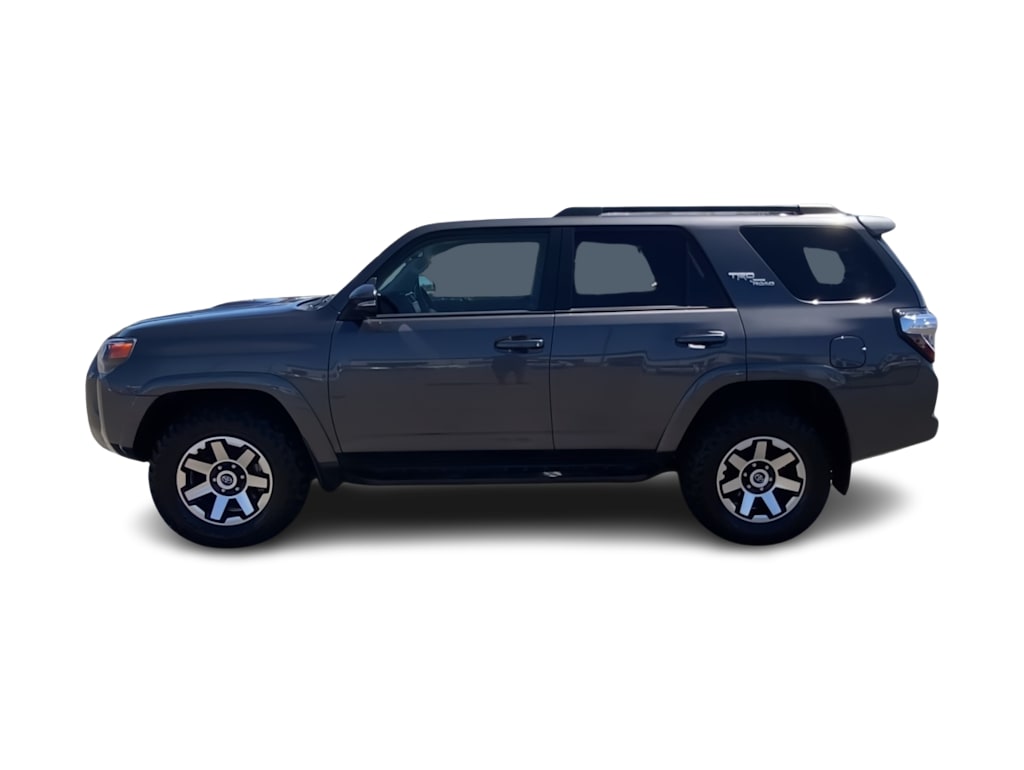 Thumbnail: 2021 Toyota 4Runner - 3