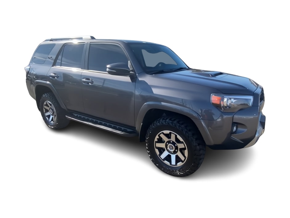 Thumbnail: 2021 Toyota 4Runner - 17