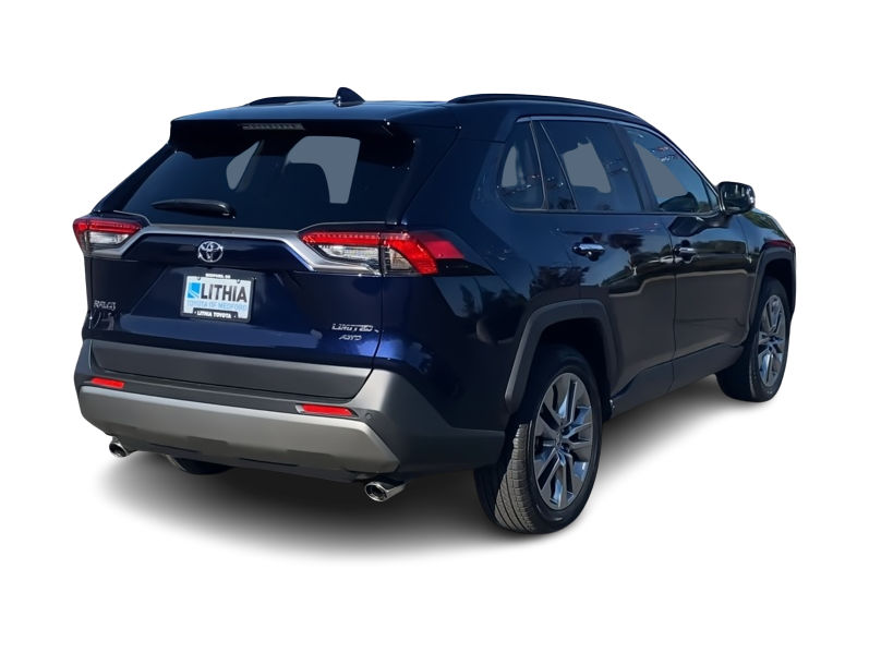 Thumbnail: 2022 Toyota RAV4 - 16