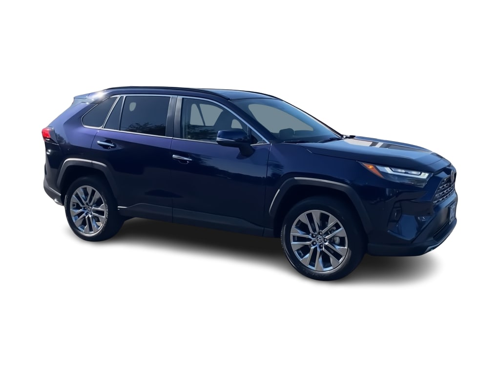 Thumbnail: 2022 Toyota RAV4 - 18