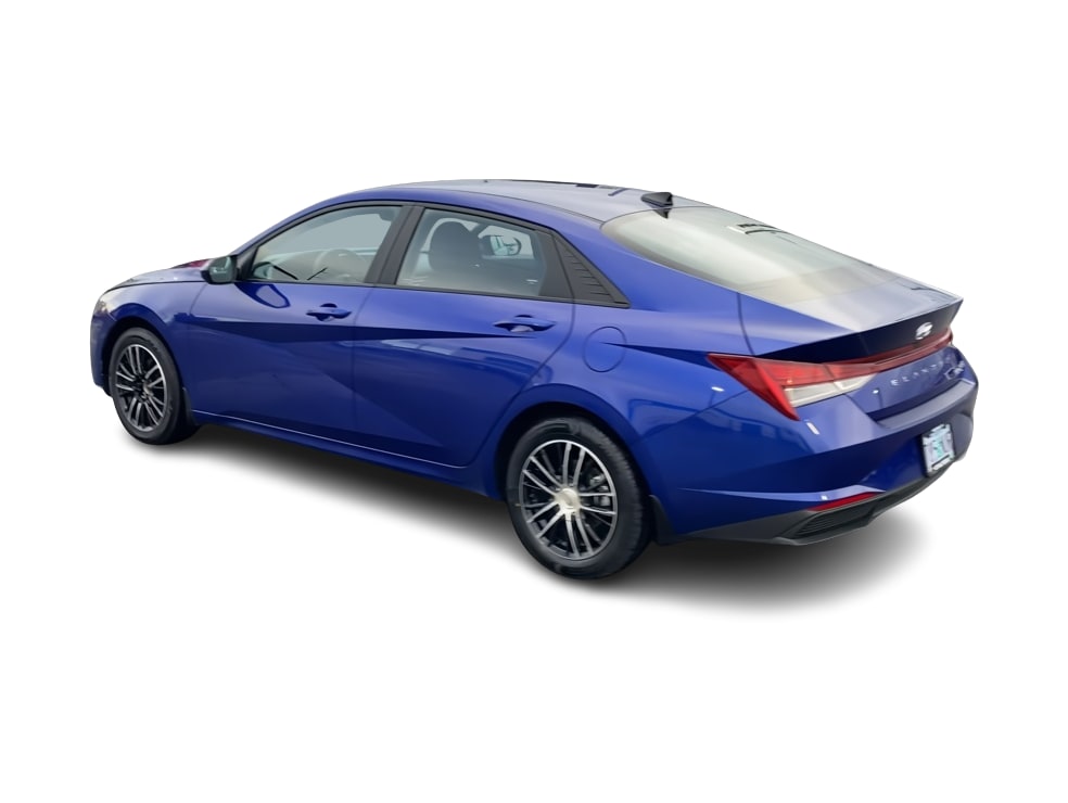 Thumbnail: 2023 Hyundai Elantra - 17