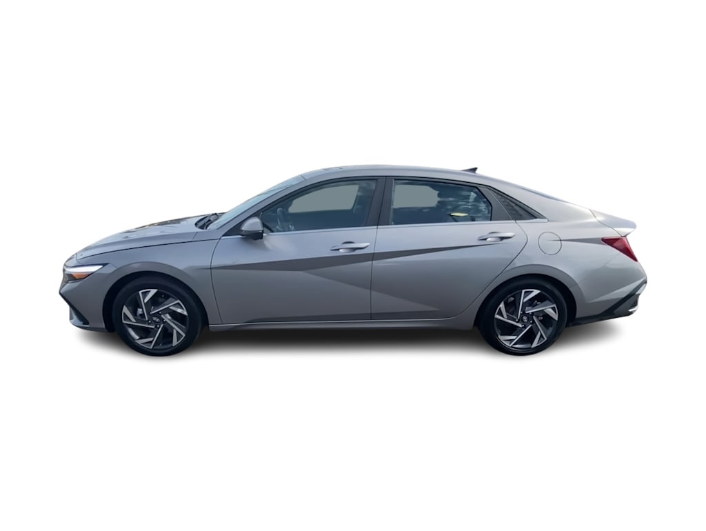 Thumbnail: 2024 Hyundai Elantra - 3