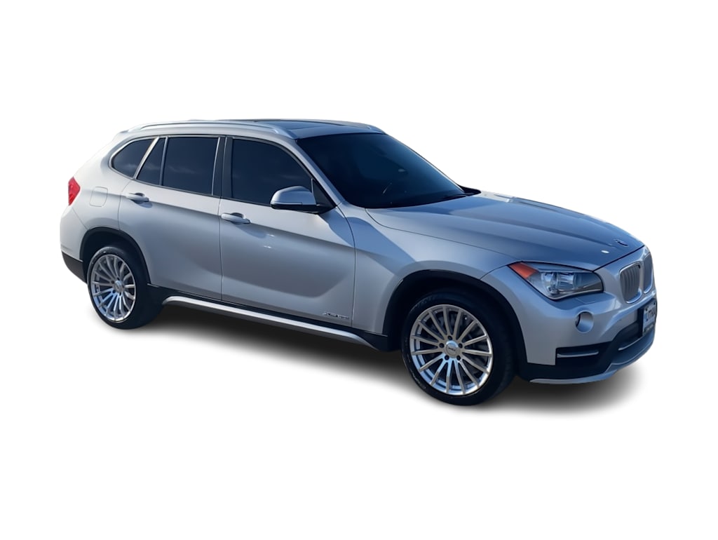 Thumbnail: 2015 BMW X1 - 14