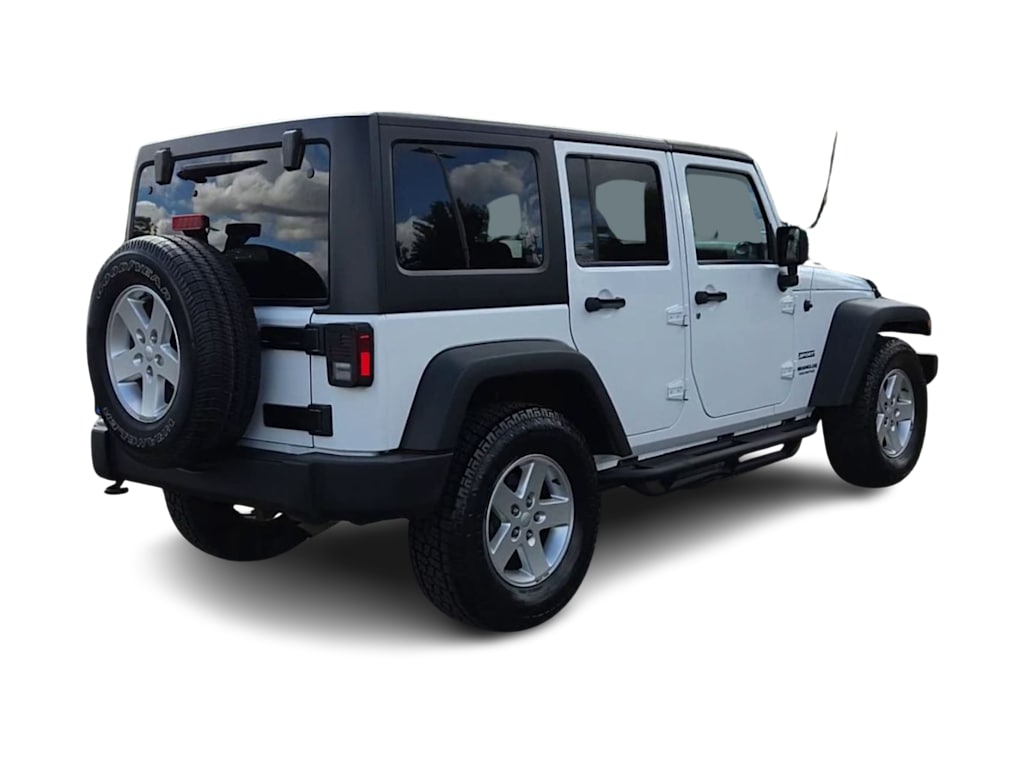 Thumbnail: 2016 Jeep Wrangler - 22
