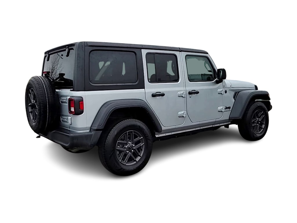 Thumbnail: 2024 Jeep Wrangler - 22