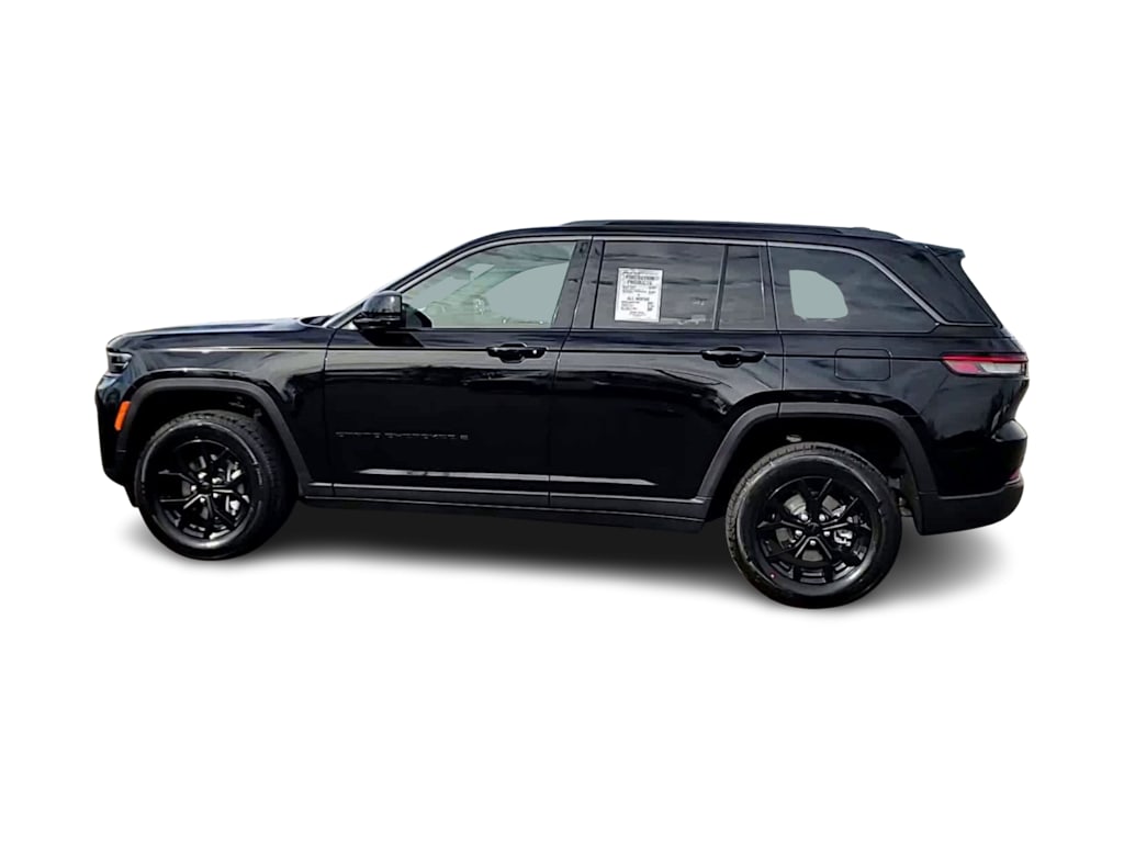 Thumbnail: 2026 Jeep Grand Cherokee - 3