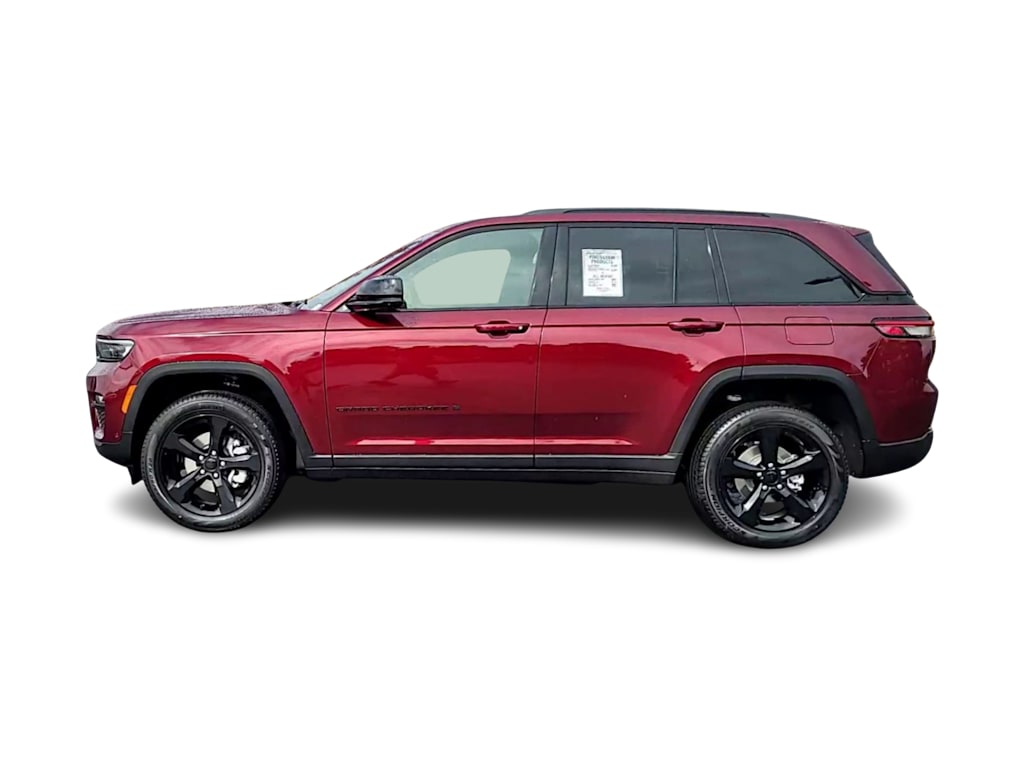 Thumbnail: 2025 Jeep Grand Cherokee - 3