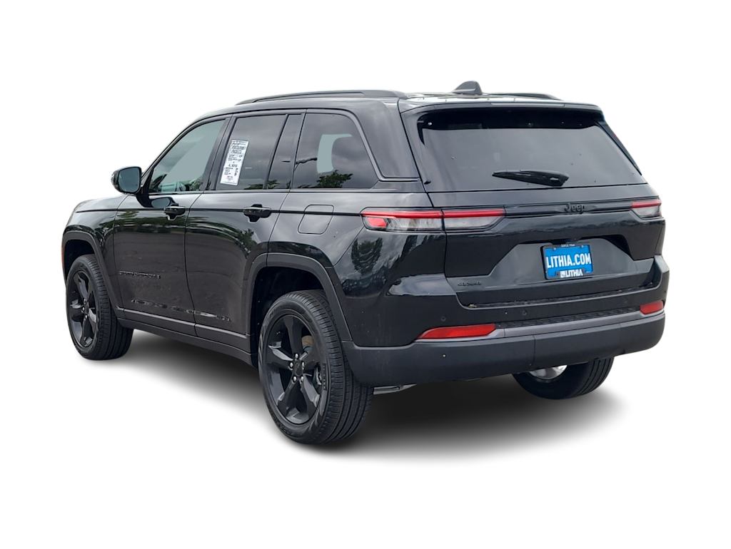 Thumbnail: 2026 Jeep Grand Cherokee - 23