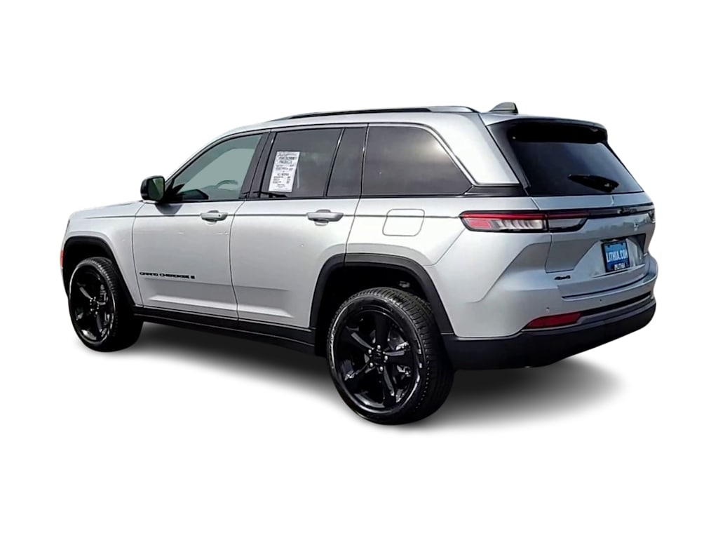 Thumbnail: 2026 Jeep Grand Cherokee - 4