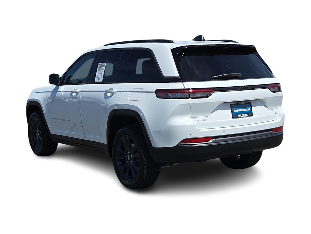 Thumbnail: 2026 Jeep Grand Cherokee - 23