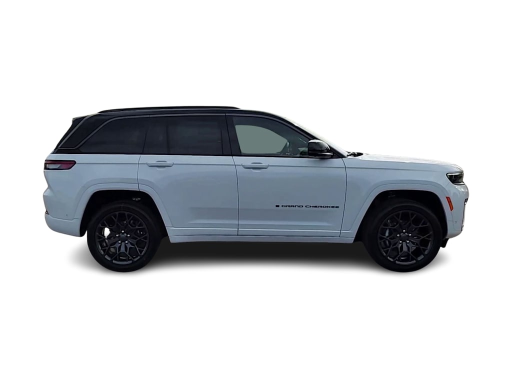 Thumbnail: 2026 Jeep Grand Cherokee - 21