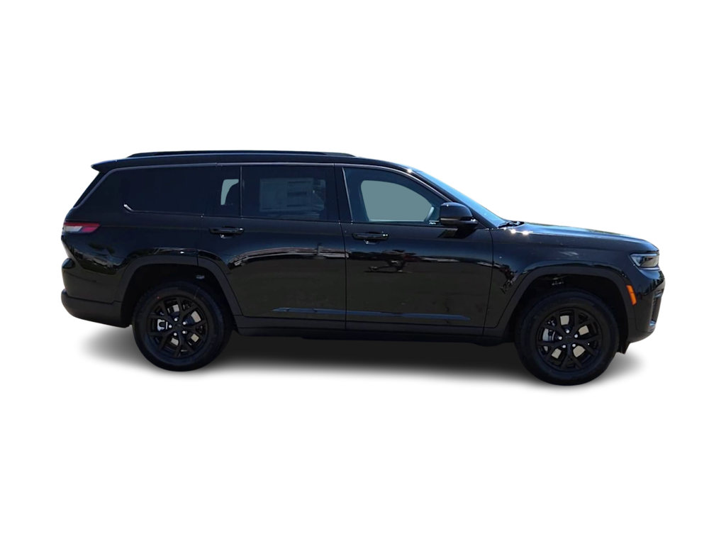 Thumbnail: 2026 Jeep Grand Cherokee L - 21