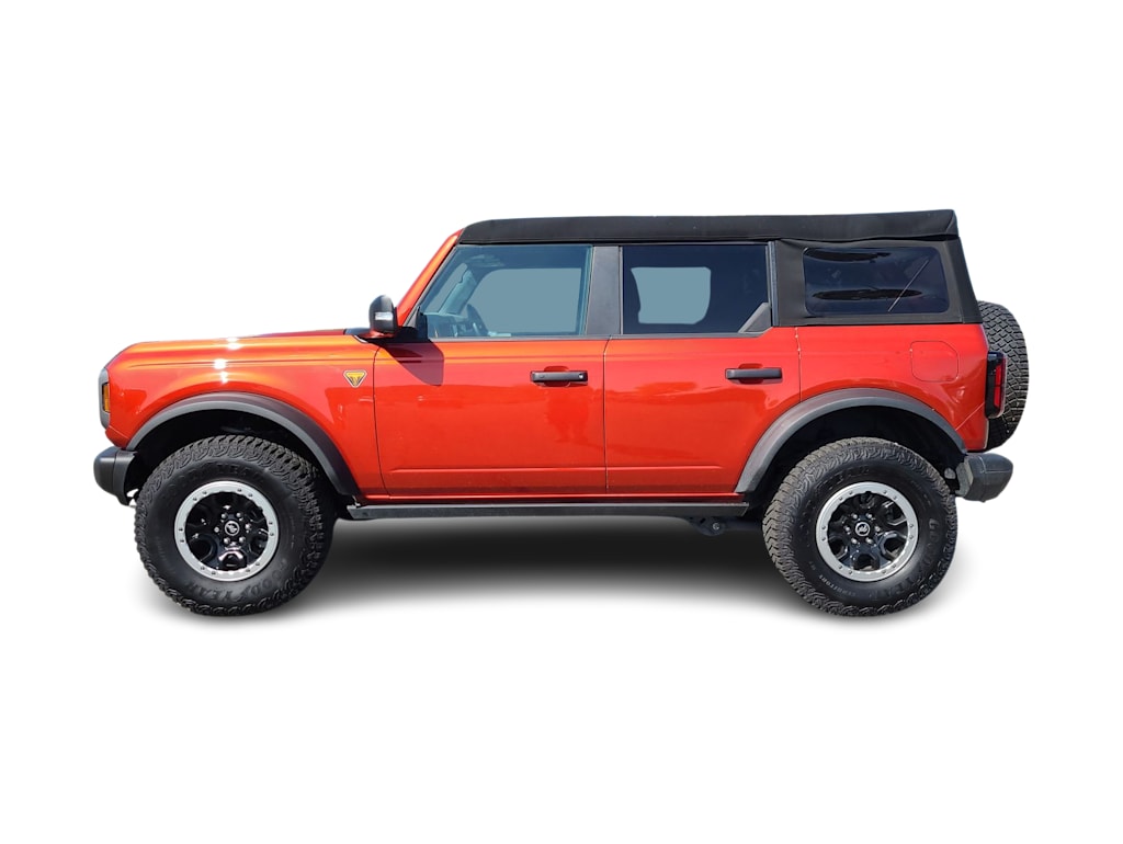 2023 Ford Bronco Badlands 24