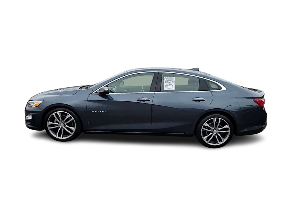 Thumbnail: 2020 Chevrolet Malibu - 3