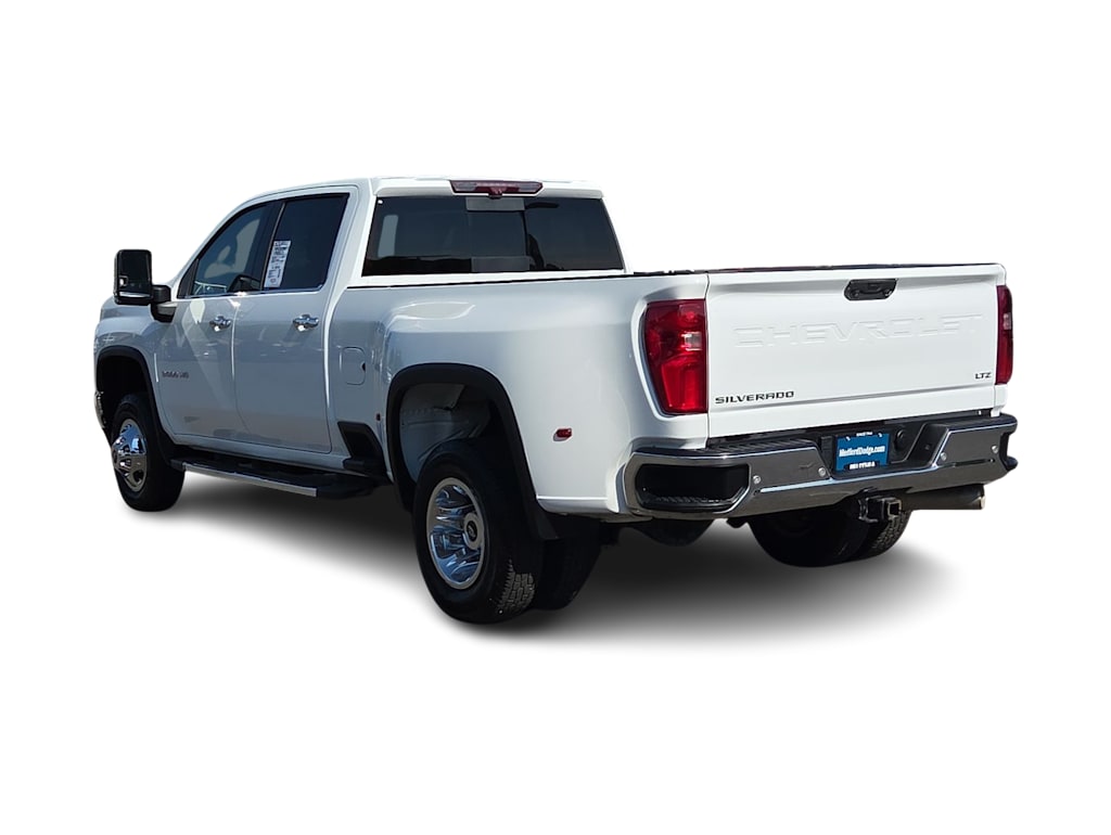 Thumbnail: 2021 Chevrolet Silverado 3500 - 23
