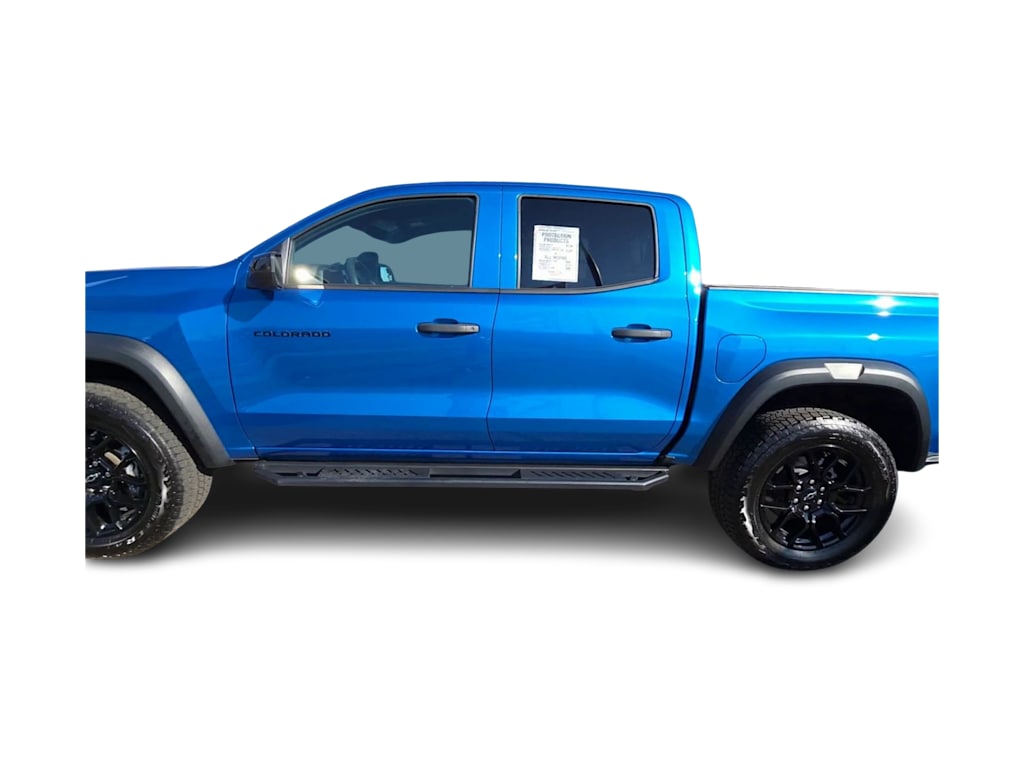 Thumbnail: 2024 Chevrolet Colorado - 20