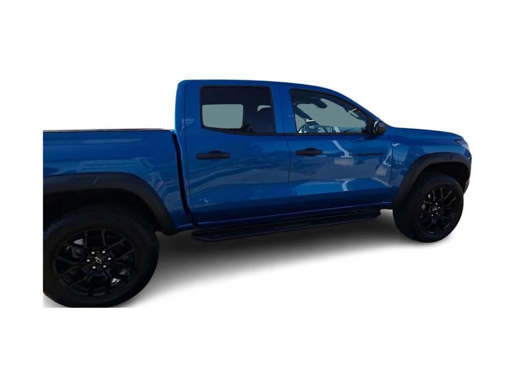 Thumbnail: 2024 Chevrolet Colorado - 18