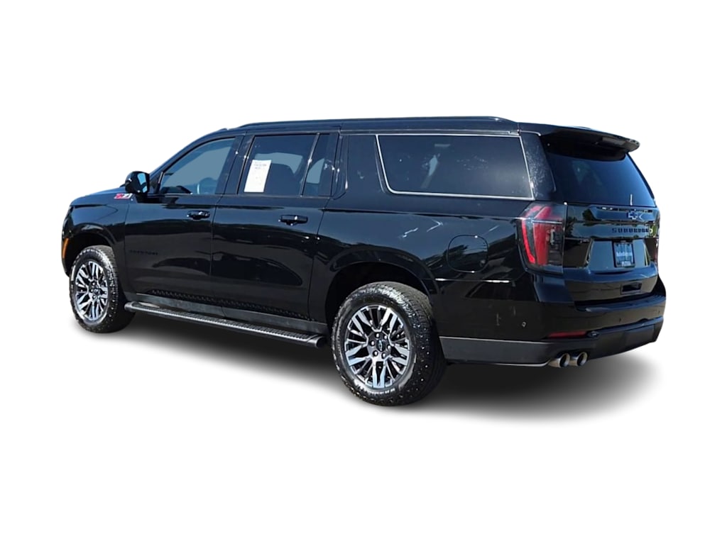 Thumbnail: 2025 Chevrolet Suburban - 4