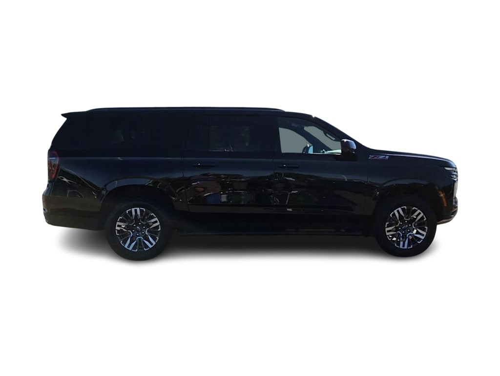 Thumbnail: 2025 Chevrolet Suburban - 20