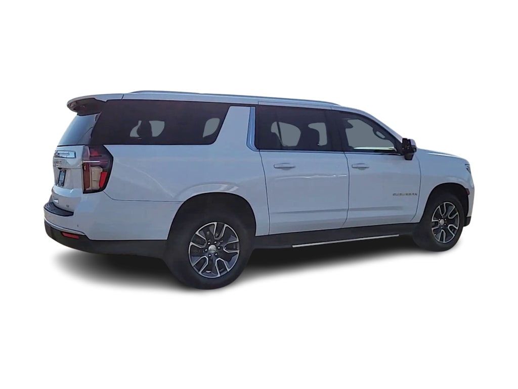 Thumbnail: 2022 Chevrolet Suburban - 21