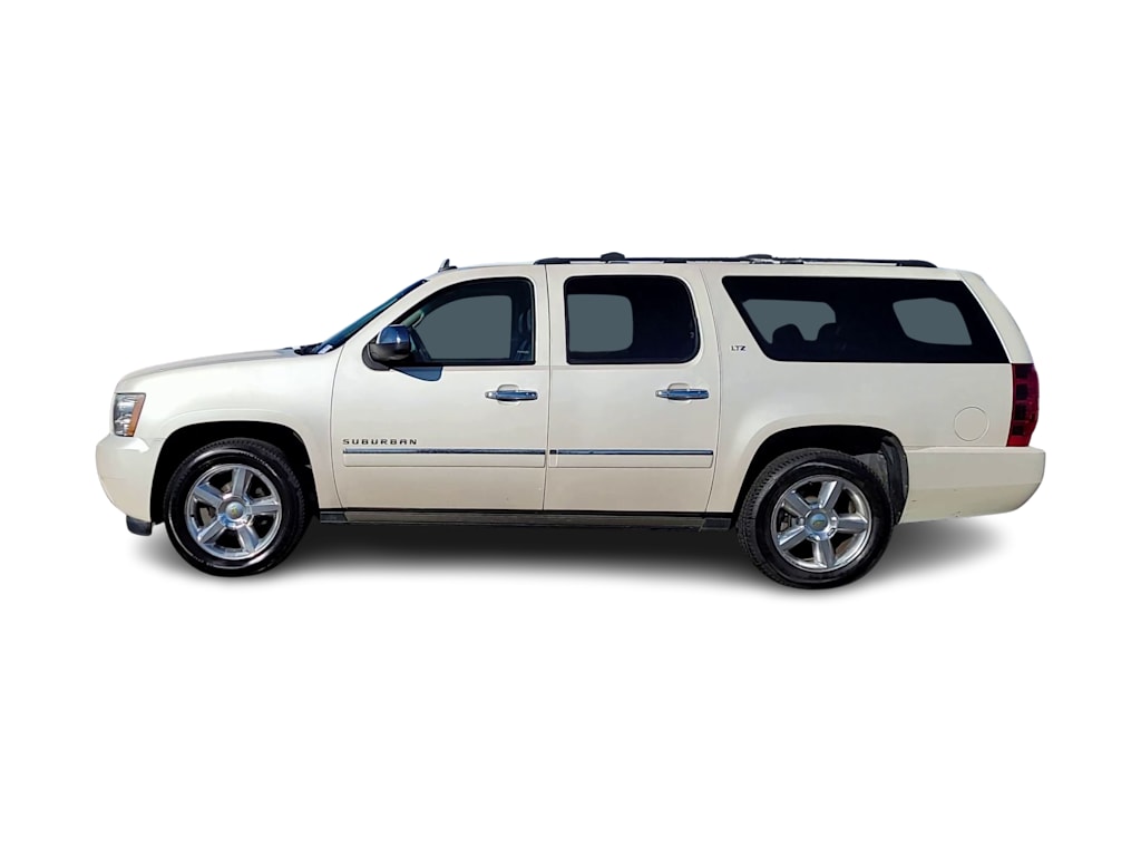 2013 Chevrolet Suburban 1500 LTZ 3