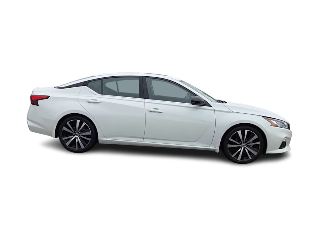 Thumbnail: 2022 Nissan Altima - 22