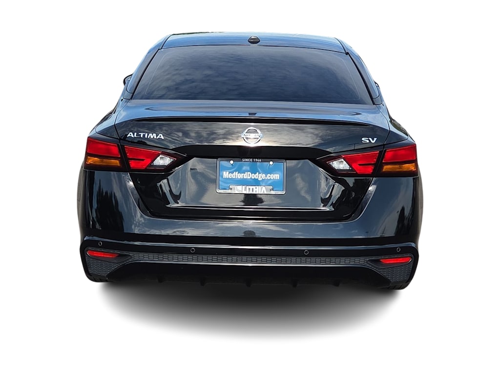 Thumbnail: 2022 Nissan Altima - 25
