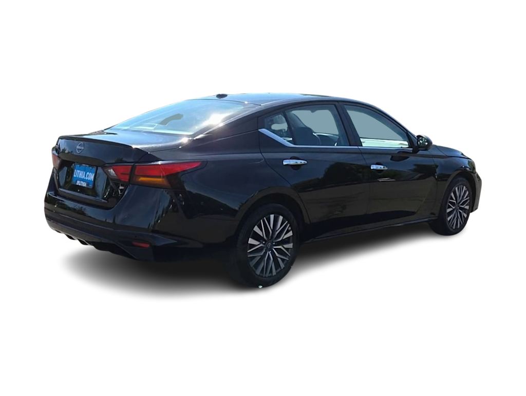 Thumbnail: 2025 Nissan Altima - 23