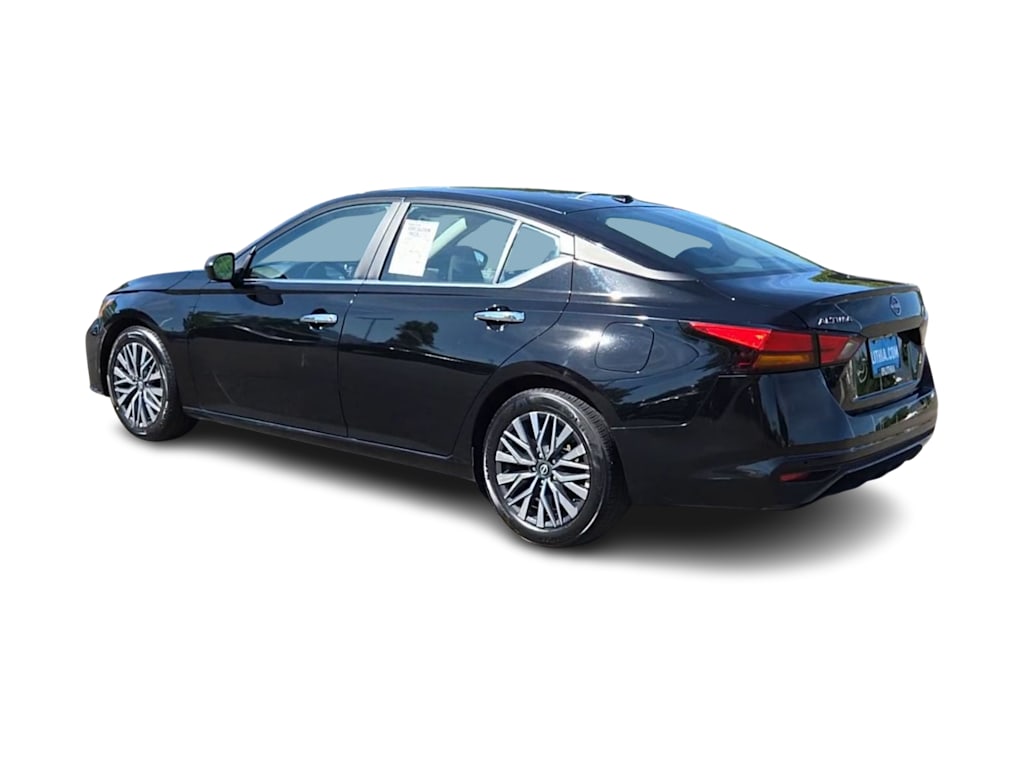Thumbnail: 2025 Nissan Altima - 4