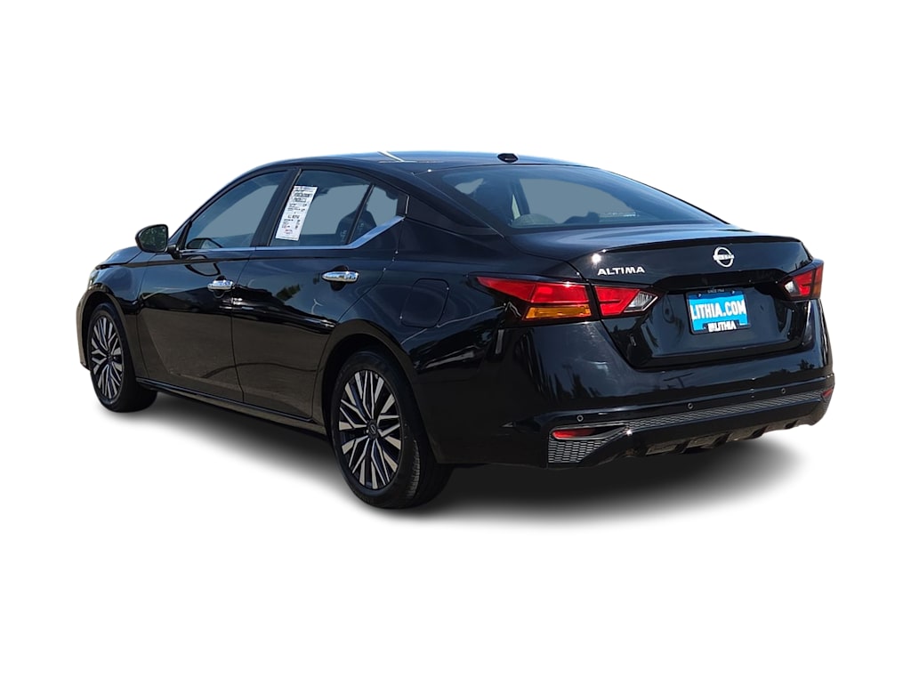 Thumbnail: 2025 Nissan Altima - 26