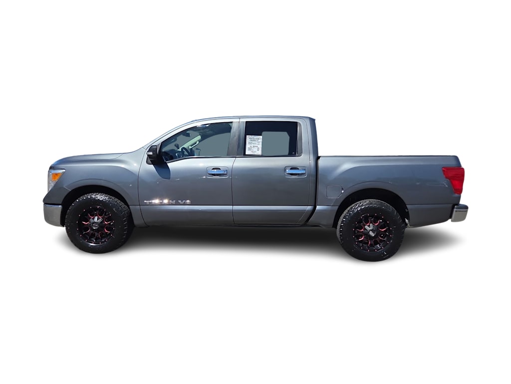 Thumbnail: 2018 Nissan Titan - 21