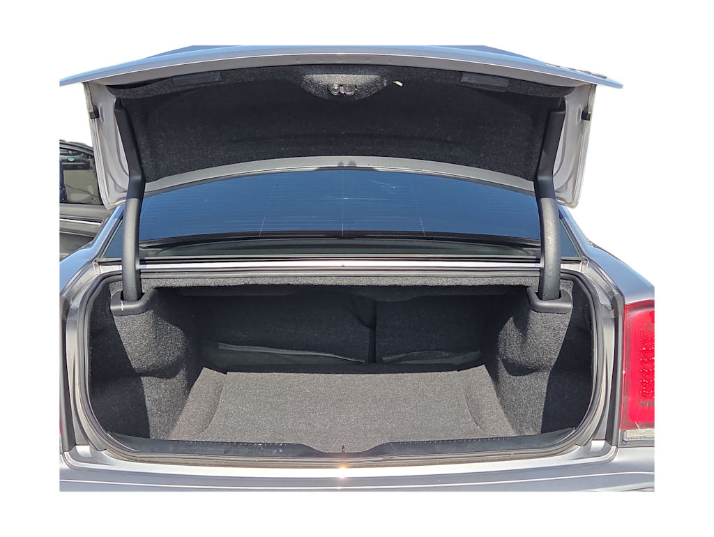 Thumbnail: 2018 Chrysler 300 - 15