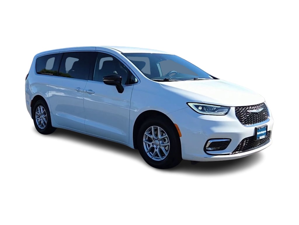 Thumbnail: 2025 Chrysler Pacifica - 19